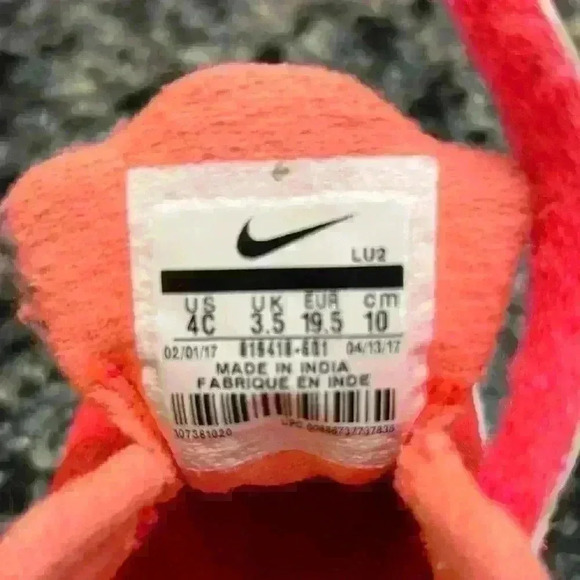 Nike Free Rn Toddlers Style size 4C - Picture 8 of 9